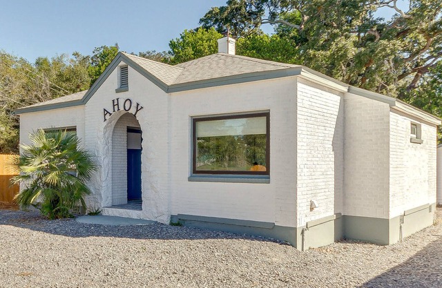 Updated Pensacola Home < 1/2 Mi to Davenport Bayou