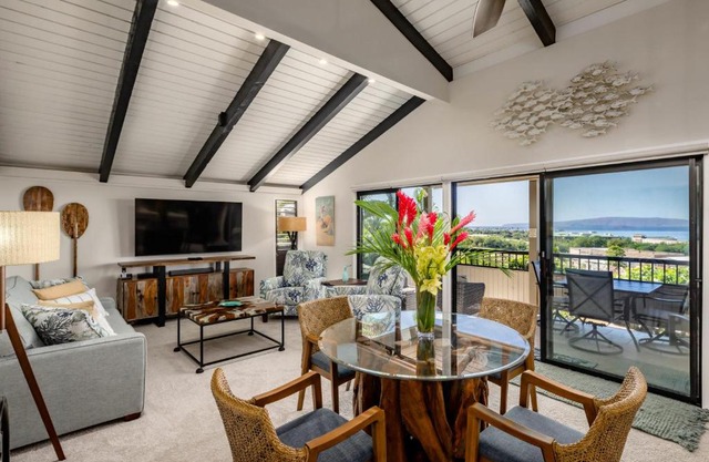 Upscale and Elegant Vistas