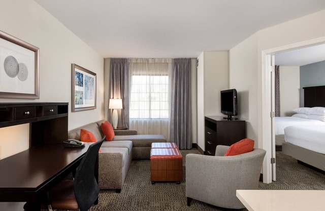 Upscale Suite Near IAD | Free Breakfast + Shuttle to Airport + Corporate Area