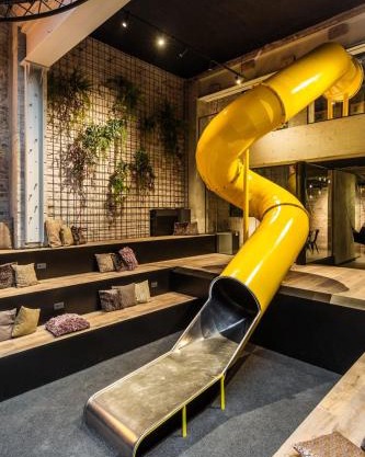 Upstairs Hotel