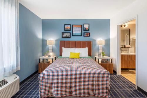 Uptown Suites Extended Stay Austin TX - Round Rock