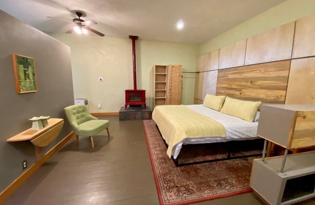 Urban Apartment - The Annex