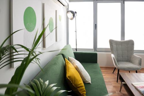 Urban Downtown Suite Xanthi Two Bedrooms Meno Homes 4