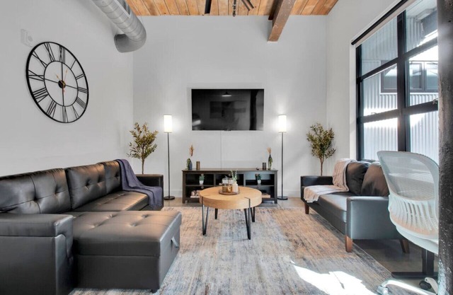 Urban Escape: Industrial 2BR/2BA