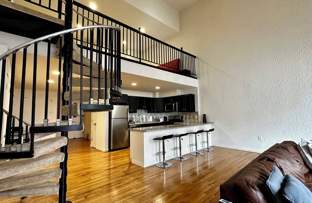 Urban Escape Penthouse Loft