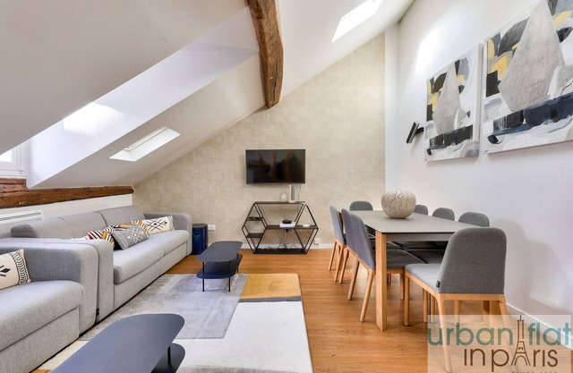 Urban Flat 117 - Charming 3BDR Apartment in Paris