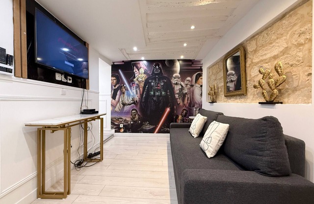 Urban Flat 41 - Atelier Star Wars Montorgueil