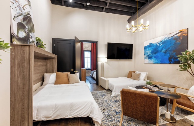 USL located in heart of Downtown Nashville 10 mins. from Broad way