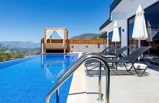 Uzumlu Village 2 Bedroom Villa - 3981