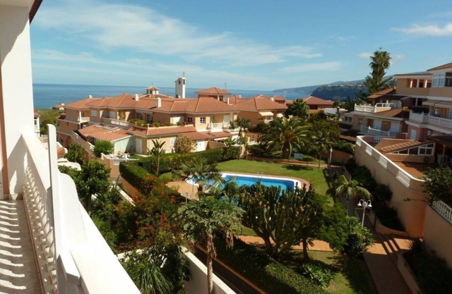 Vacation apartment "Flora" in la Paz - with sea view/January to March 2025 still available!