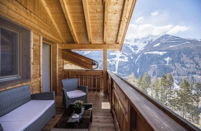 Vacation Apartment "Golserhof Sonne" in the Ahrntal Valley with Mountain View