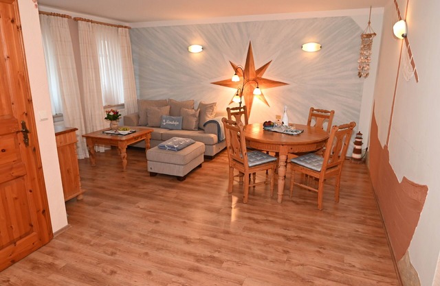 Vacation apartment/apartment for 3 guests with 45m² in Warnemünde (173599)
