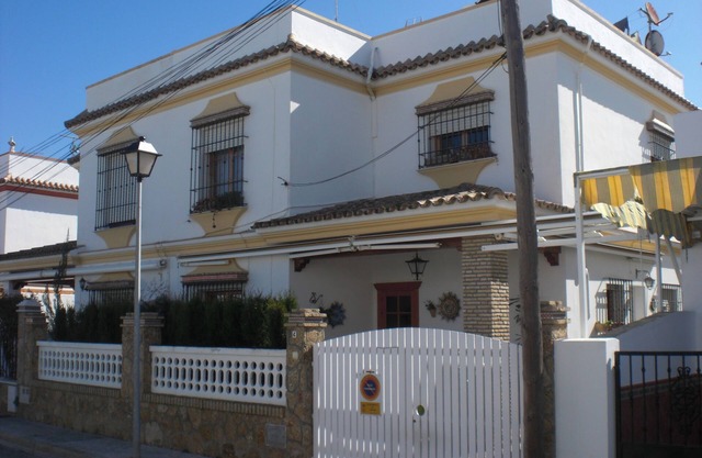 Vacation apartment/apartment for 4 guests with 100m² in Chipiona (124279)