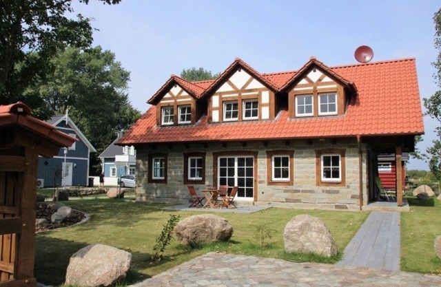 Vacation apartment/apartment for 5 guests with 82m² in Wiek (269109)