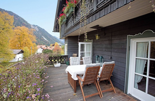Vacation apartment "Seeberg - House Annamirl" with beautiful south terrace