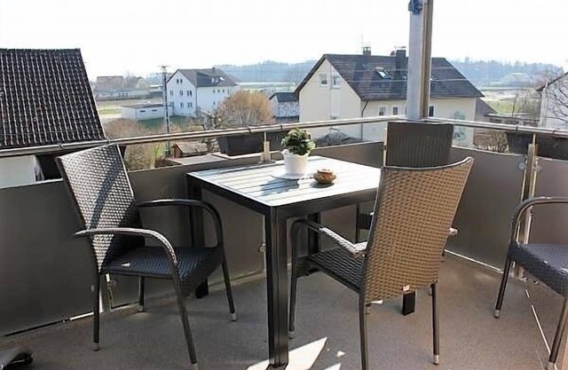 Vacation apartment/apartment for 5 guests with 100m² in Meckenbeuren (165324)