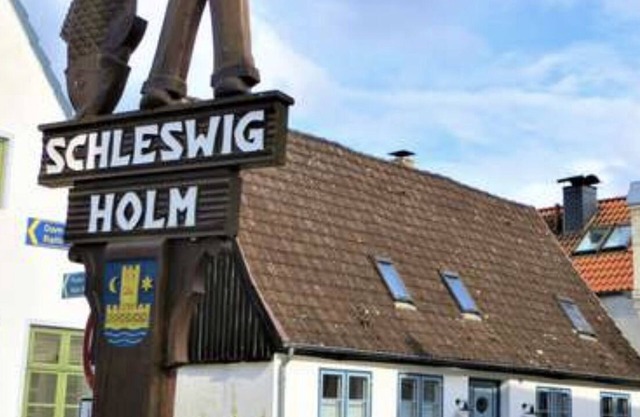 Vacation apartment "Fischerhuus Schleswig" - only 100 meters from the water