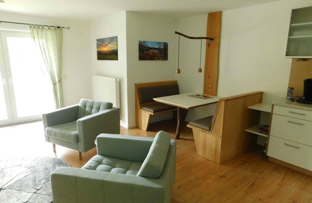 Vacation apartment Verschnachpause with terrace and e-bike rental