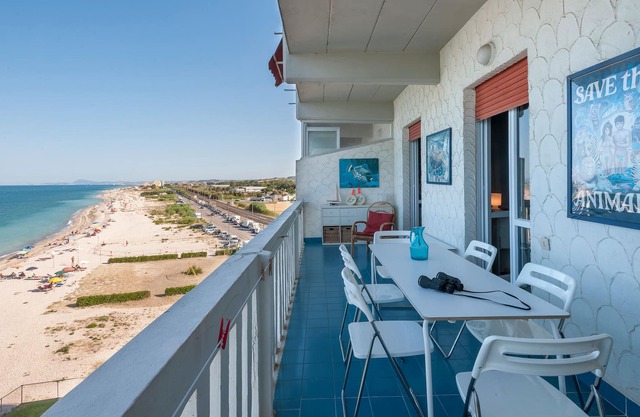 Vacation apartment with sea view.