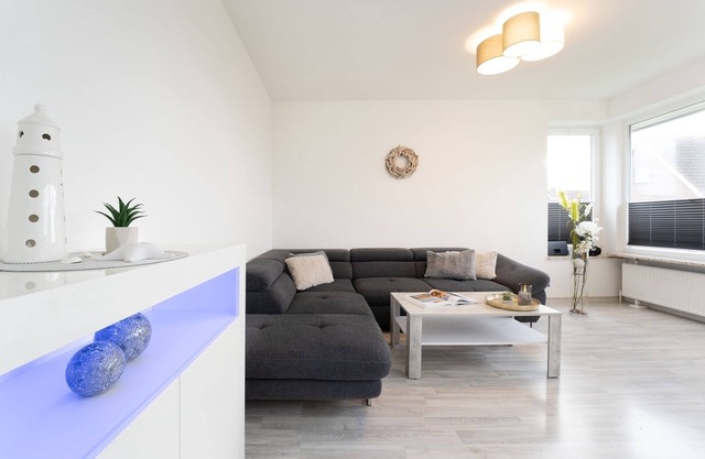 Vacation apartment/apartment for 4 guests with 86m² in Fehmarn OT Neue Tiefe (294667)