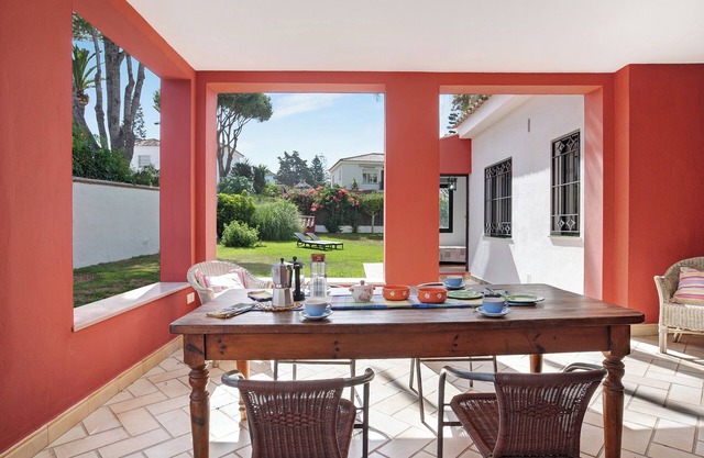 Vacation Home "Villa Sevilla" with Sea View, Private Terrace & Private Garden