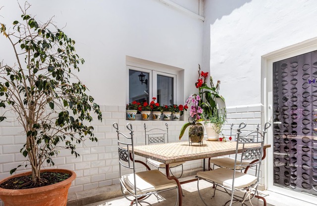 Vacation Home "Casa Alba 2" with Wi-Fi & Terrace