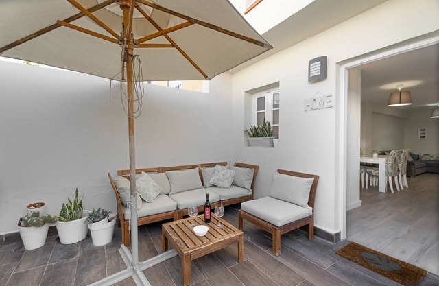 Vacation Home 'Casa El Jable' with Sea View, Private Terrace and Wi-Fi