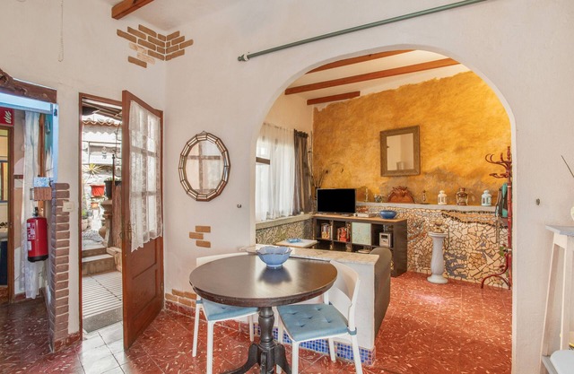 Vacation Home 'Casa Rustica San Francisco 3' with Shared Terrace, Shared Garden and Wi-Fi