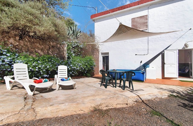 Vacation Home 'Vivienda V Torres 4' with Mountain View, Wi-Fi and Air Conditioning