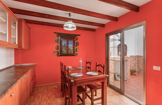Vacation Home 'Florymar' with Terrace and Wi-Fi