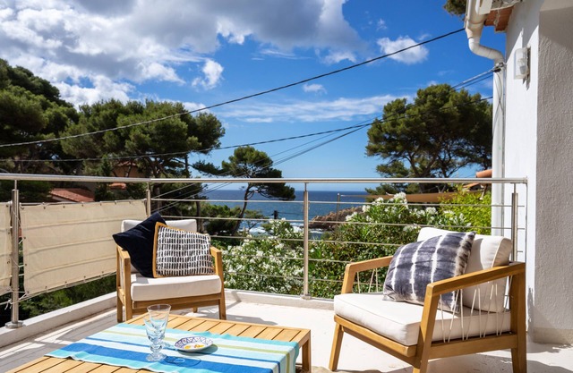 Vacation home - Calanques - 2 min from the beach