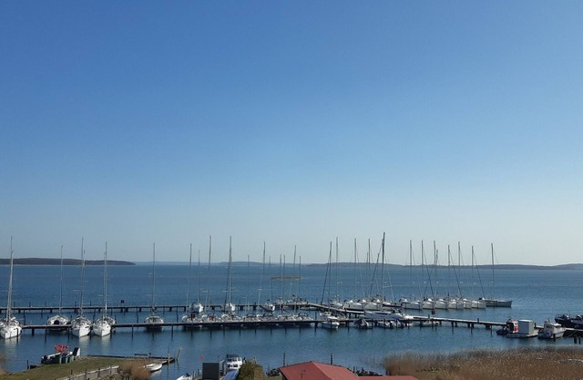 Vacation home Heimathafen Rügen with water view