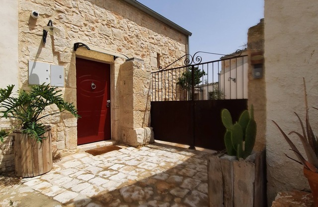 Vacation Home Marina di Ragusa "A STACCIA old oven"