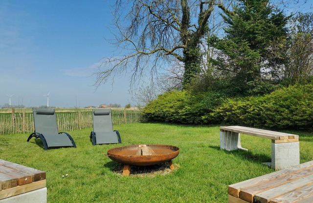 Vacation home Oll Smee 9 - Huus Twee with beach chair, fenced garden and fireplace!