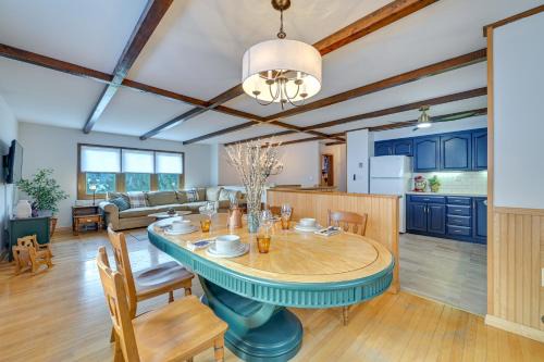 Vacation Rental Home about 2 Mi to Windham Mountain!