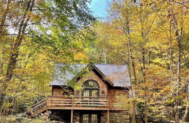 Vail Brook Cottage - A Storybook Woodland Retreat