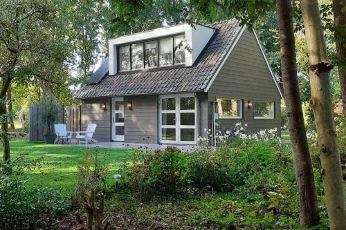 Vakantiehuis De koolmees, in een bosrijke natuur.