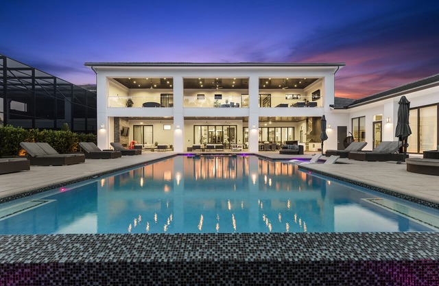 Valhalla Luxury Mansion in Reunion Resort with Vegas style Casino near Disney