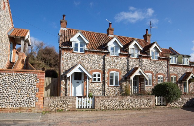 Valley View - a self catering cottage that sleeps 5 guests in 3 bedrooms