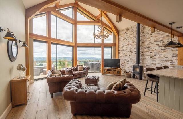 Valley View Luxury Lodges Gamekeepers 4 Bedroomed