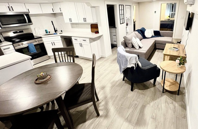 Vancouver WA Home - Sleeps 6