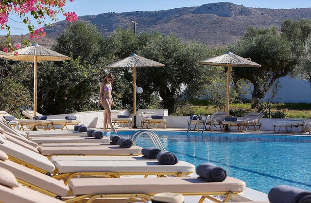Vasia Royal Hotel