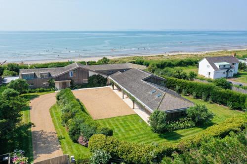 Vegan Seafront Retreat & Yoga Studio in West Wittering