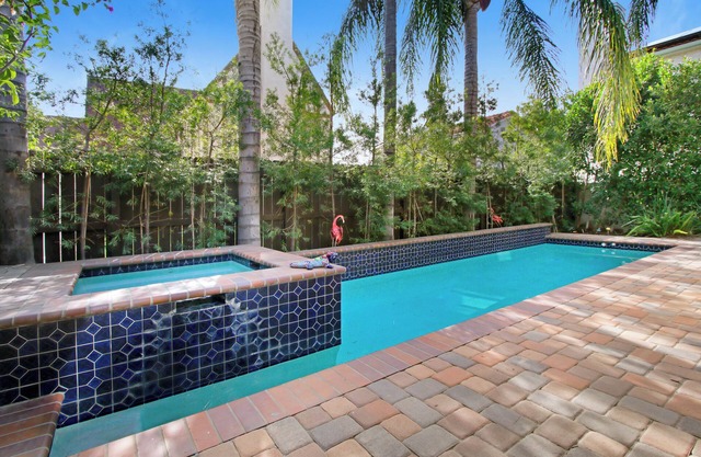 Velvet and Brass Cozy Four BedroomnPoolside & Hot Tub Retreat