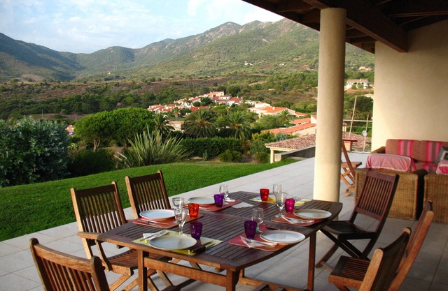 Very nice villa built in 2006, unique panoramic view of the Sagone Bay