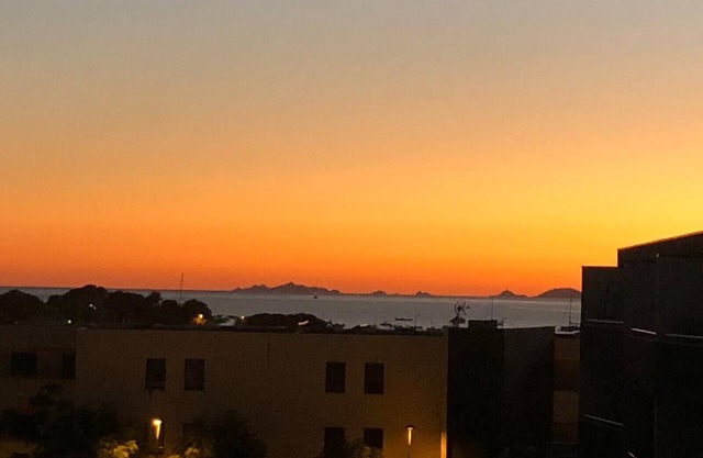 Very recent 3-room apartment in PORTICCIO - Sea view - 4-minute walk from the sea.