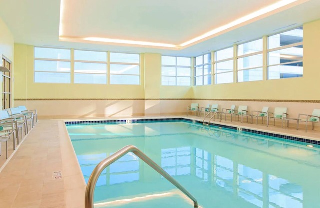 Vibrant Nashville Getaway: Your Home in Music City