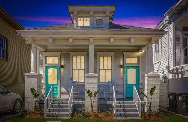Vibrant Uptown Condos