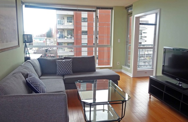 Victoria One Bedroom with City Views