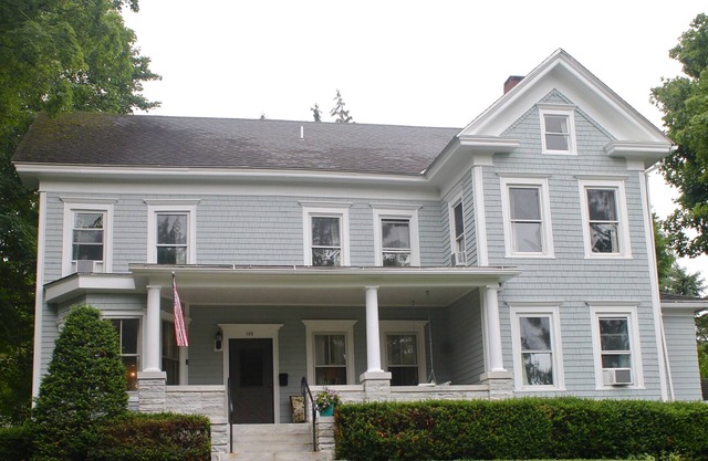 Victorian Manor -- Five Bathrooms